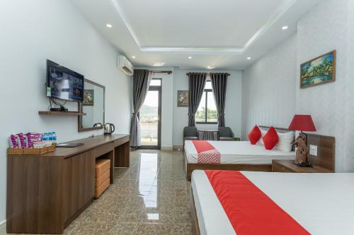 Oyo 1009 Capella Hotel