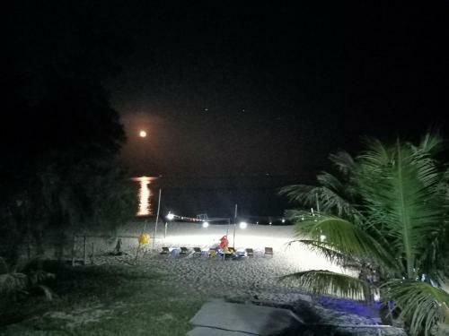Hostal Quan Lan Nam Phong Hotel
