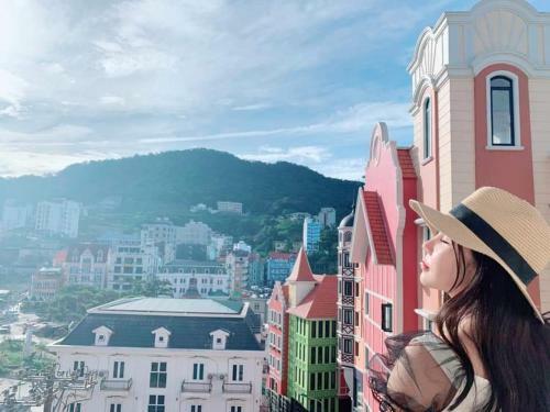 Hotel Kh�ch S?n V�n Anh