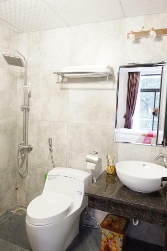 Anh Duc Hotel