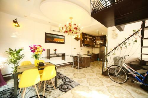 Luxury Flower Villa In Hoian