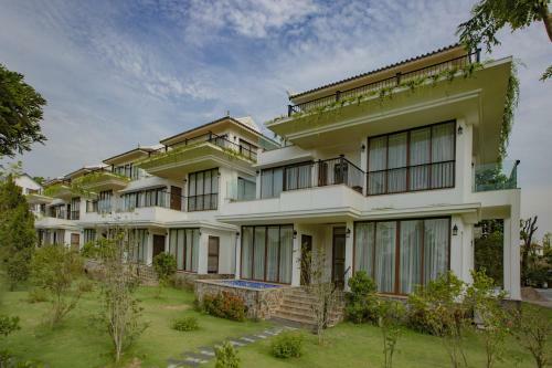 Westlake Hotel & Resort Vinh Phuc