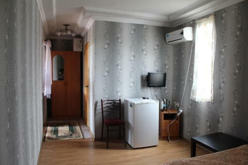 Hostal Guest House U Larisy