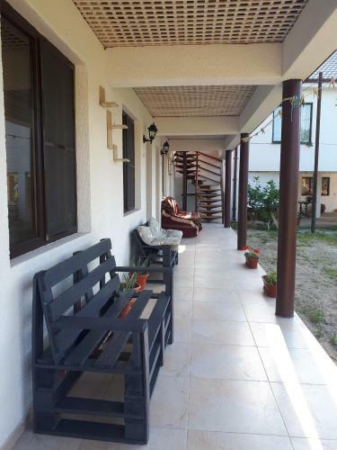 Hotel Kiaraz
