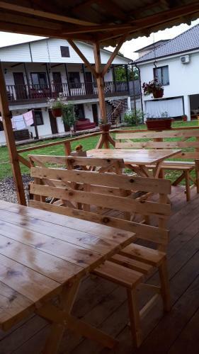 Hotel Kiaraz