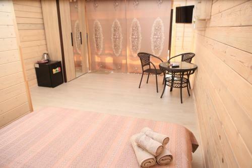 Hostal Alamys