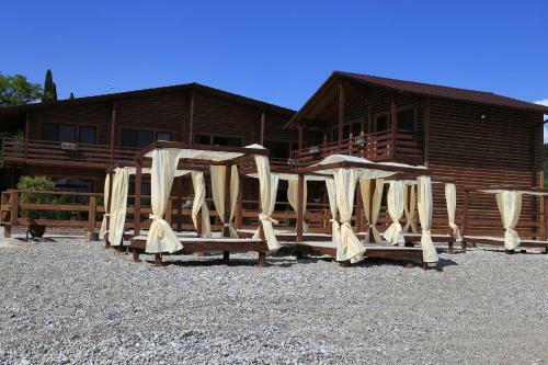 Hostal Alamys