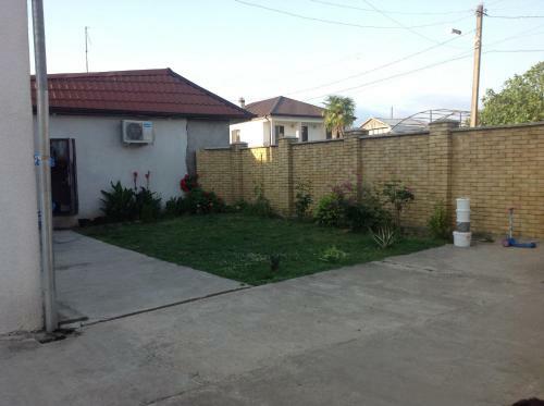 Hostal Guest House In Gudauta