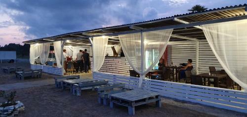 Hostal Gud House