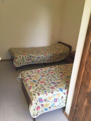 Hostal Solnechny Holm Guest House