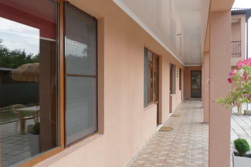 Hostal Anzor Guest House