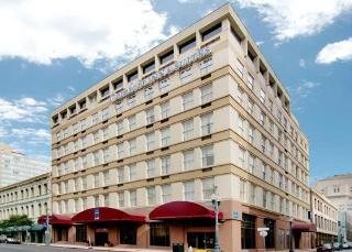 Hotel Baronne Inn And Suites