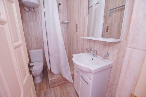 Hostal Guest House Belyi Lebed