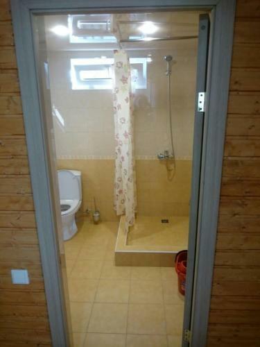 Hostal Guest House On Lakoba 4