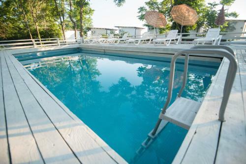 Aqua Resort Hotel