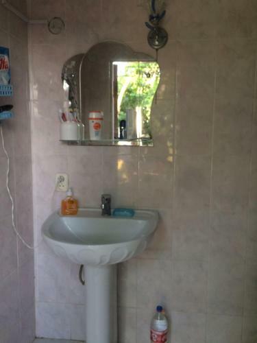 Hostal Guest House U Larisy