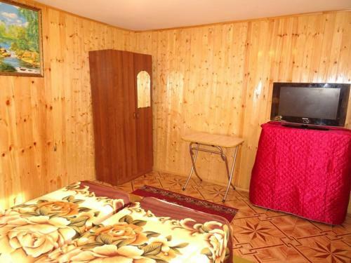 Hostal Guest House U Larisy