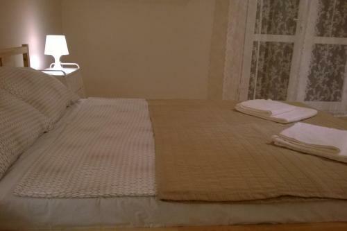 Hostal Guesthouse Na Beregu