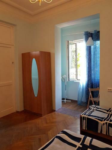 Hostal Zefir Guesthouse