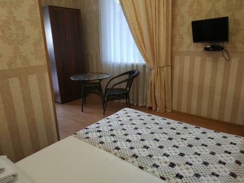 Hostal ????-????????
