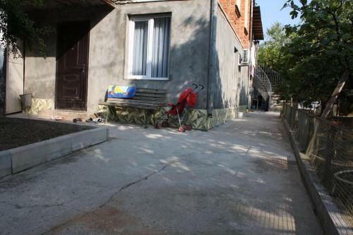 Hostal Guest House Monini