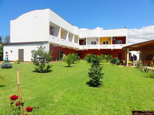 Posada Hotel Sharmat
