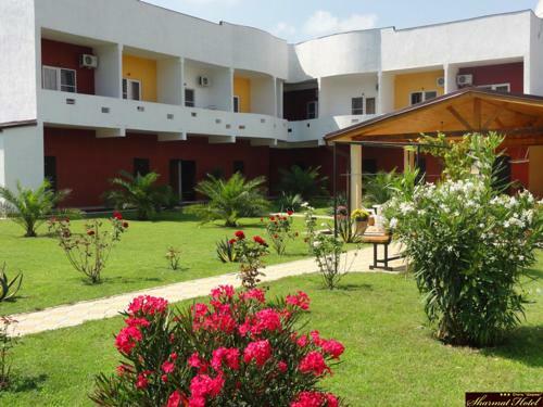 Posada Hotel Sharmat