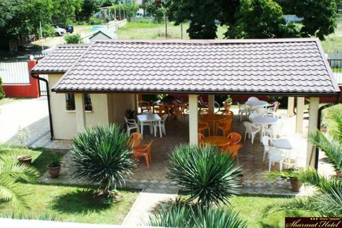 Posada Hotel Sharmat