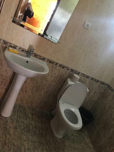 Hostal Guest House Mayana