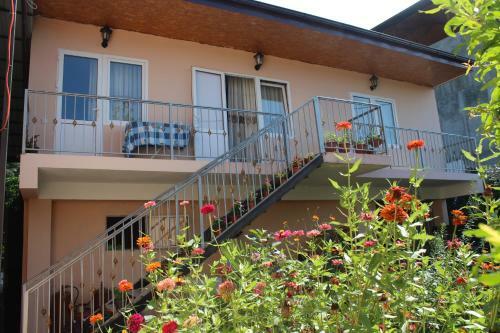Hostal Guest House Diana