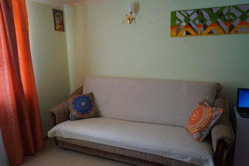 Hostal Novyi Zamok Guest House