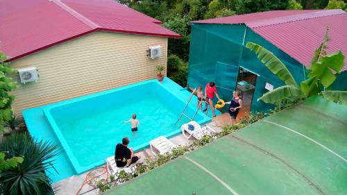River Hotel