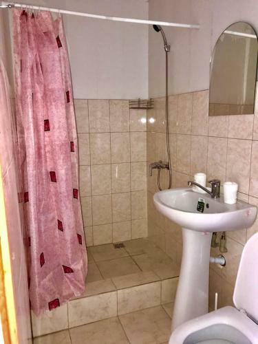 Hostal Gostevoy Dom Rolan