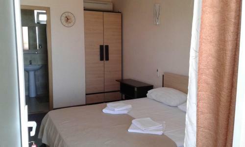 Hostal Guest House Amra