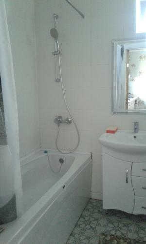 Hostal Guest House Amra