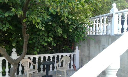 Hostal Guest House Amra