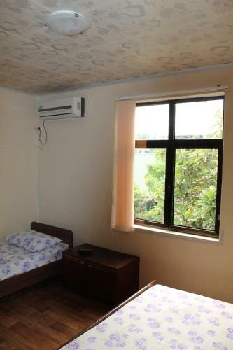 Hostal Guest House Tsandrypsh