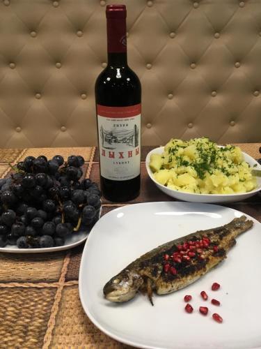 Hostal ???????? ??? ?????????