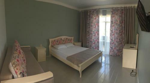 San-lora Hotel