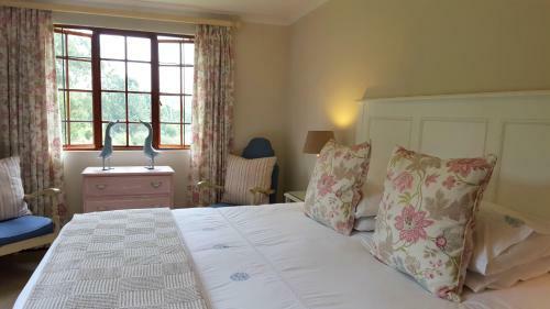 Cranford Country Lodge