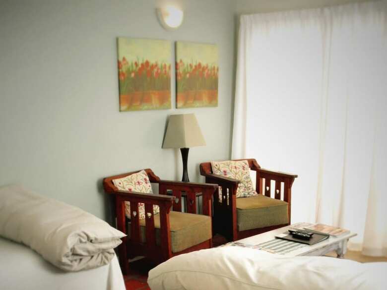 Hostal The Lighthouse Guesthouse