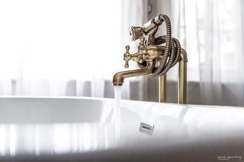 The Kingsman Boutique Hotel