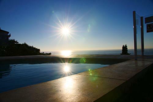 C'est La Vie Beach House