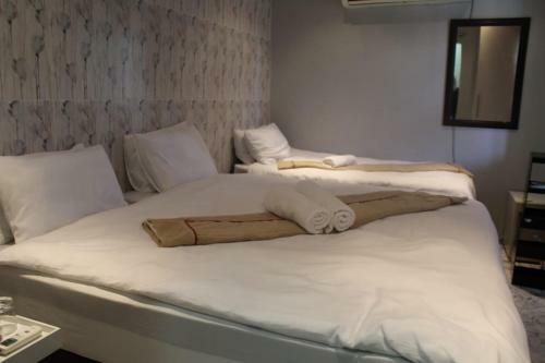 Hostal Legae Larona Guest House