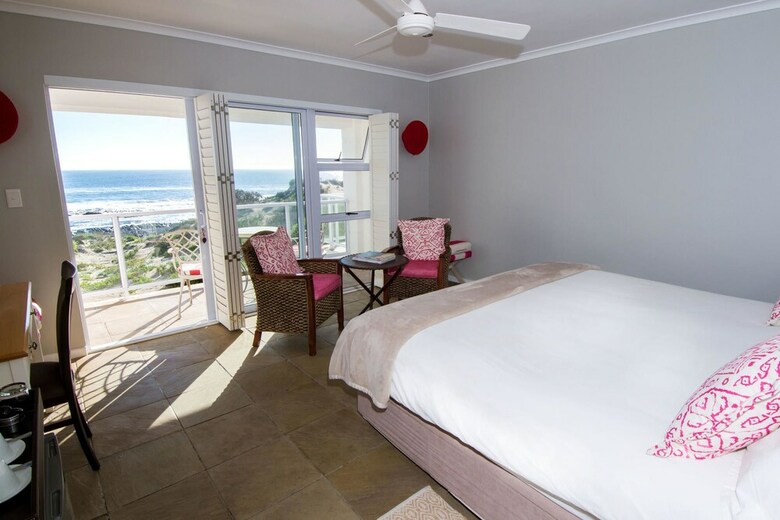 Hostal Oystercatcher Lodge