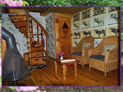 Lodge Sycamore Avenue Treehouses & Cottages Accommodation