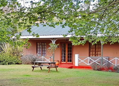 Lodge Sycamore Avenue Treehouses & Cottages Accommodation