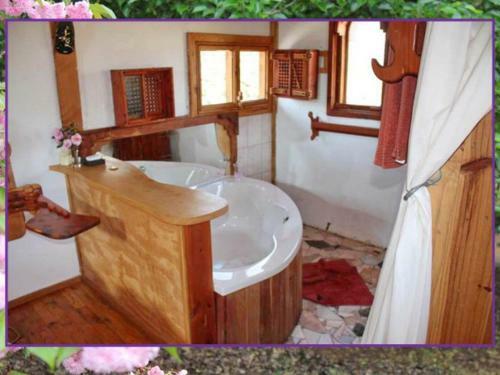 Lodge Sycamore Avenue Treehouses & Cottages Accommodation