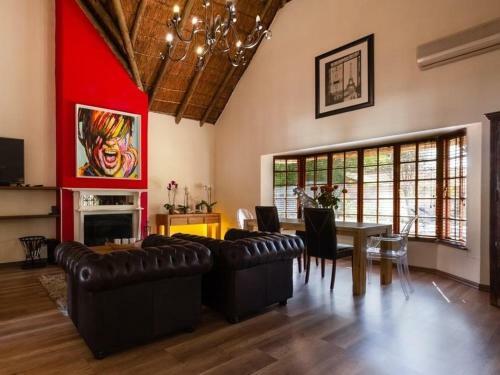 Hostal Villa Dor Guest House