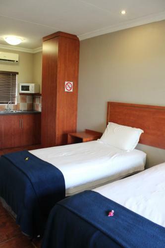 Hostal Die Geel Huis Guesthouse